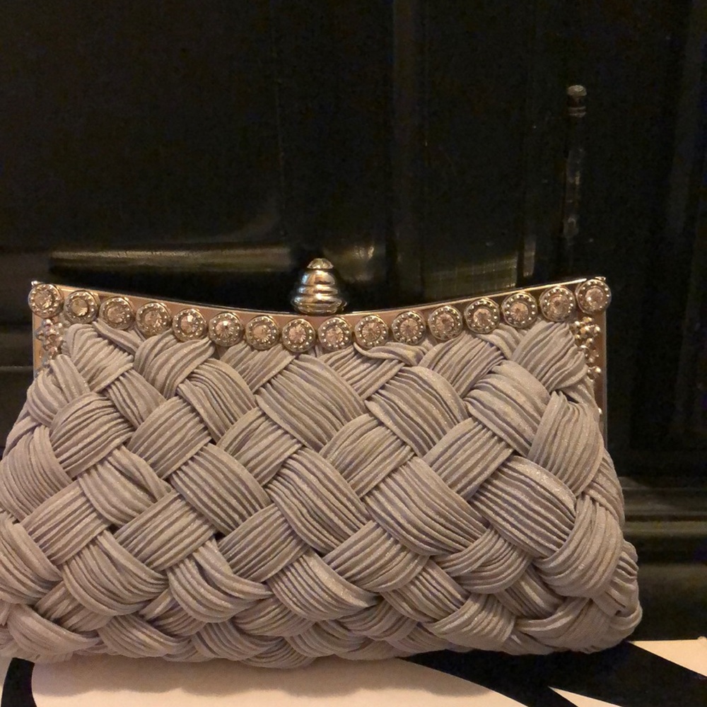 Hand bag
